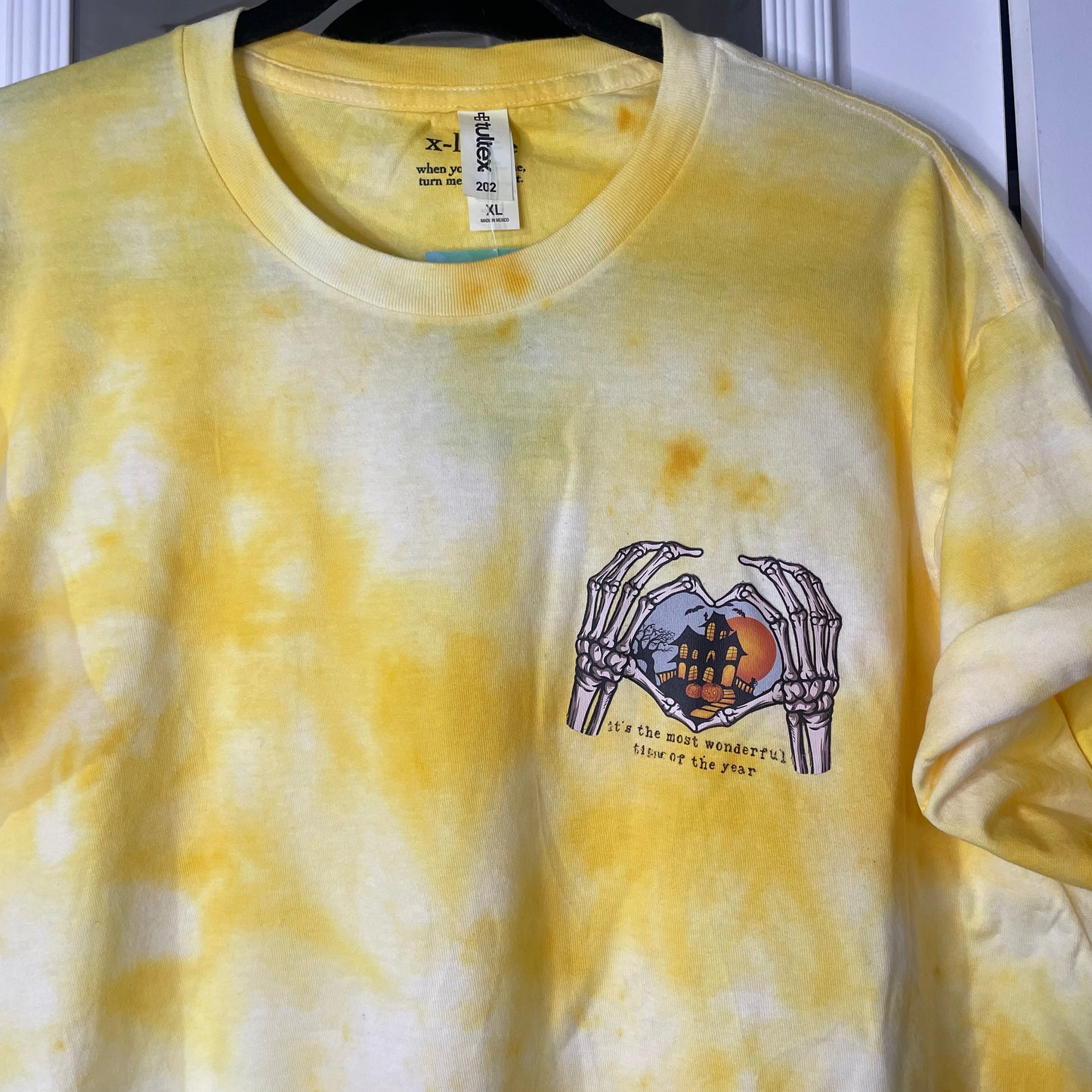 TD86 - XLARGE (OOPSIE TEE)