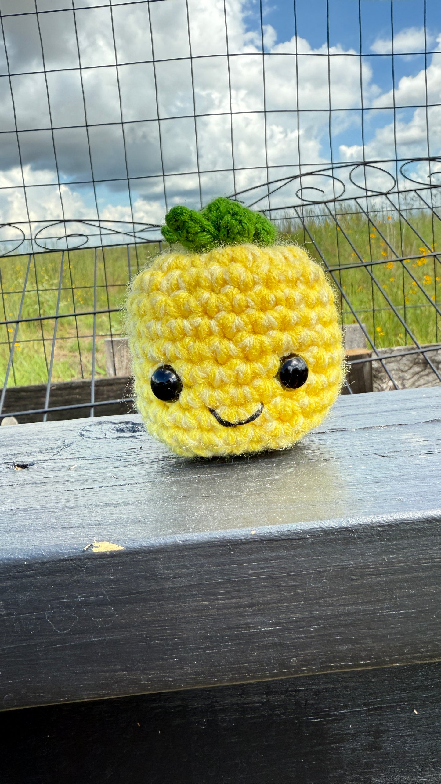 ‘Mama Pineapples’ - Plush Pineapple