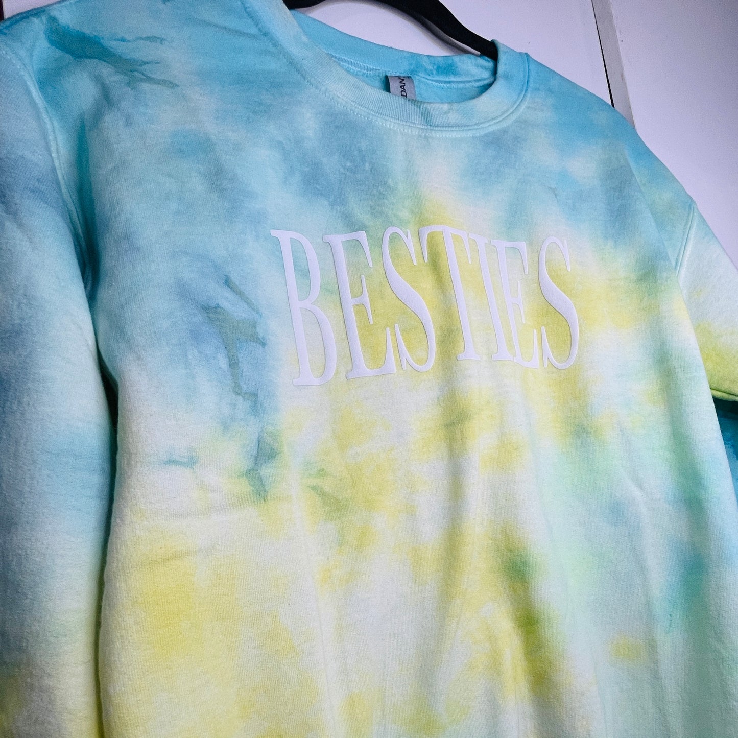 BESTIES adult crew