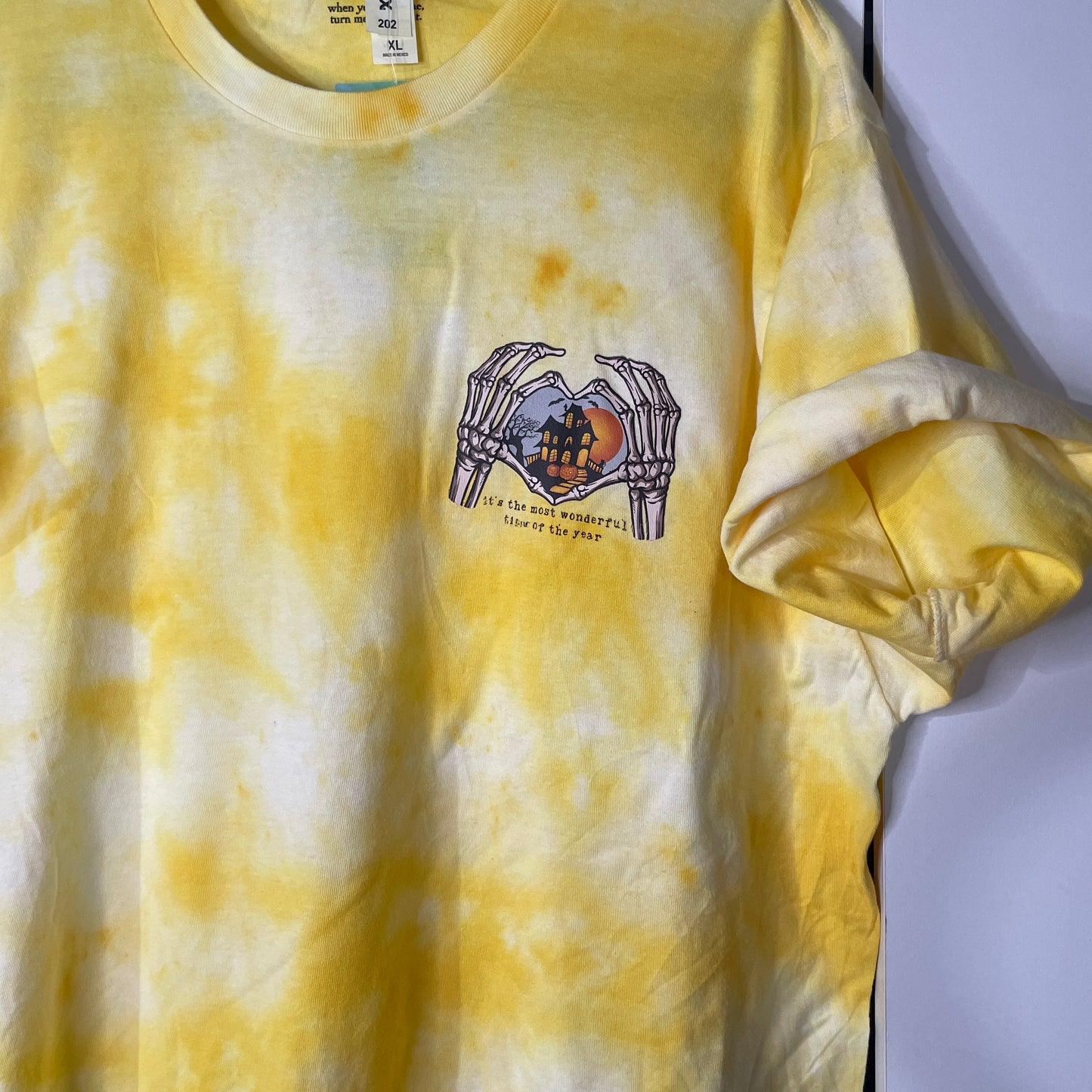 TD86 - XLARGE (OOPSIE TEE)