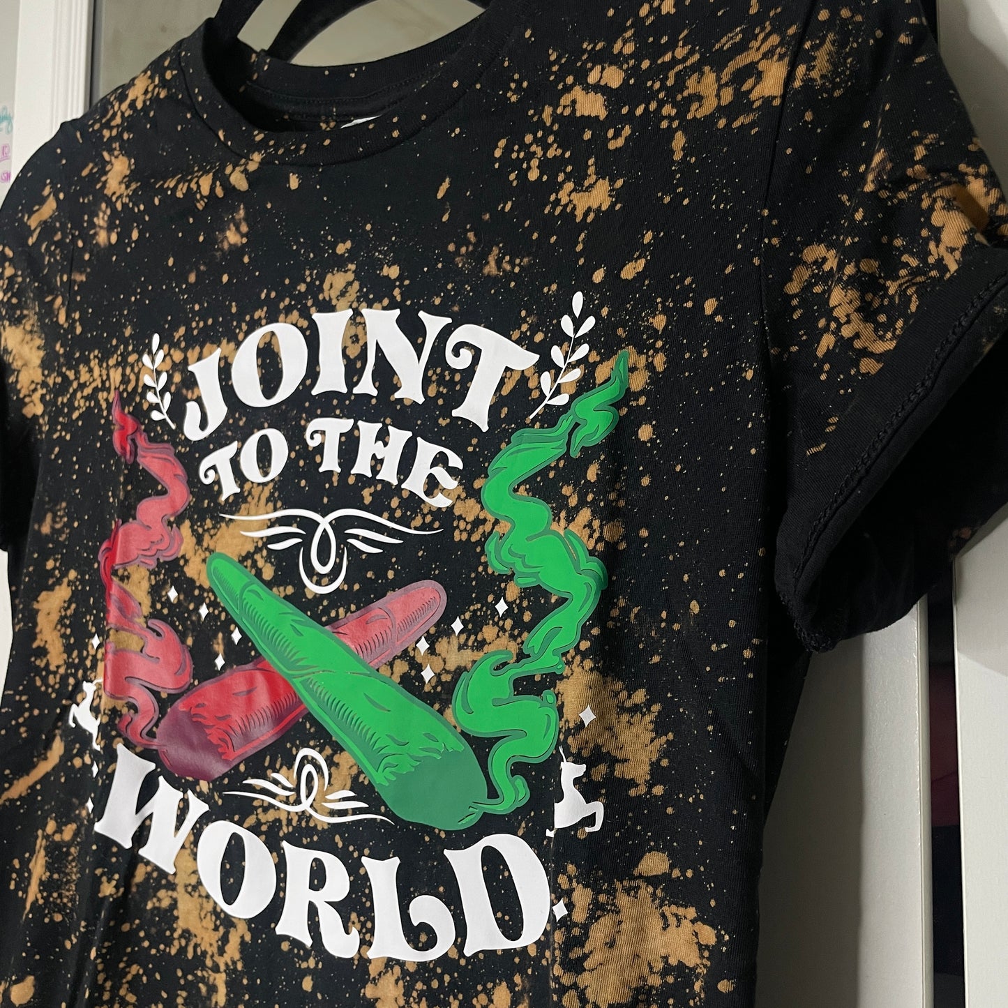 JOINT TO THE WORLD reverse dye tee (women’s sizing