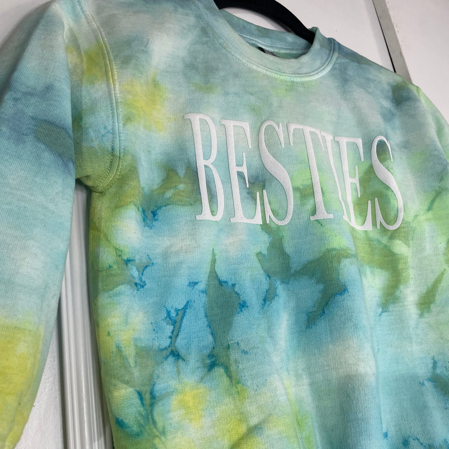 BESTIES tie dye youth crew