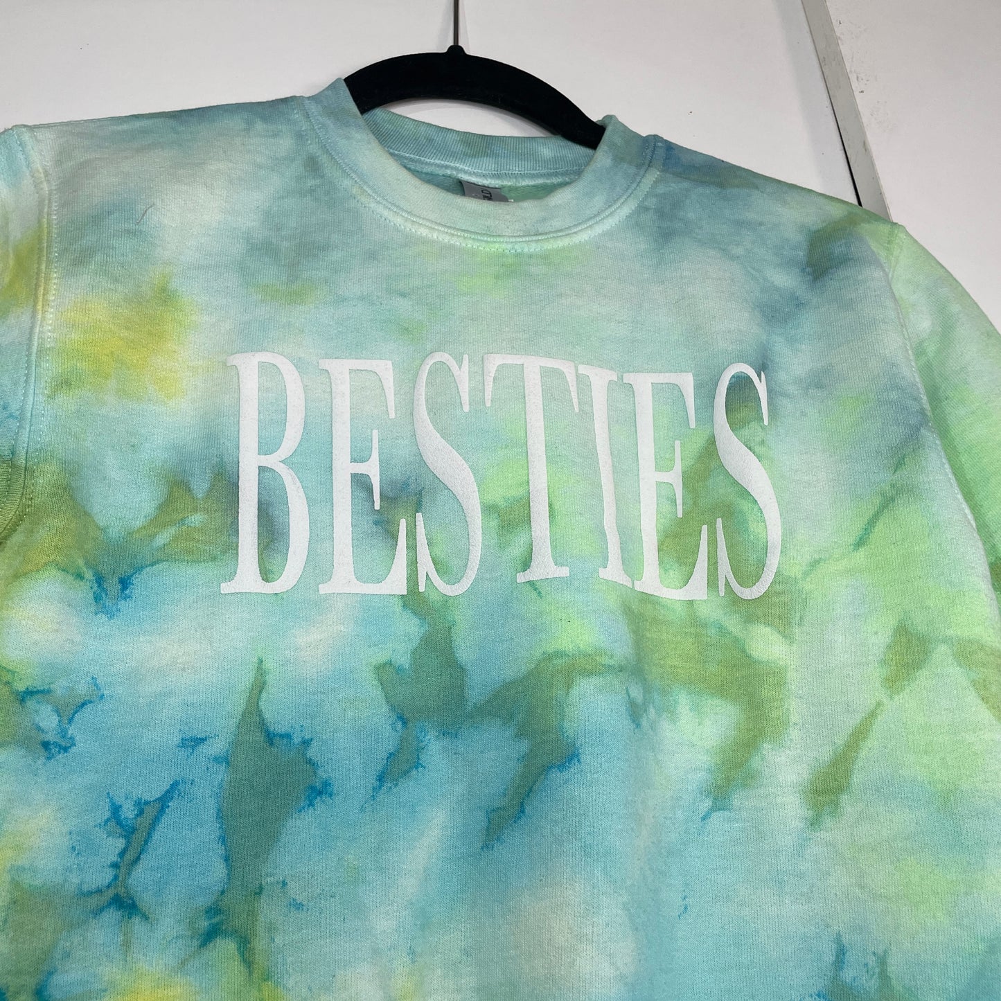BESTIES tie dye youth crew