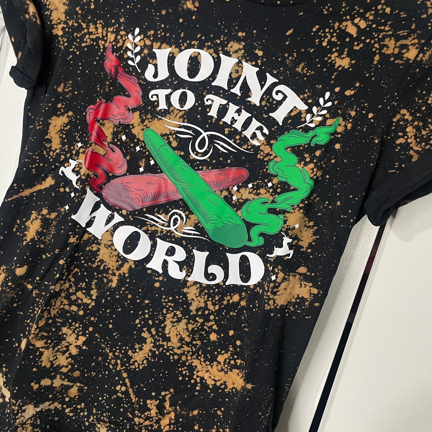 JOINT TO THE WORLD reverse dye tee (women’s sizing