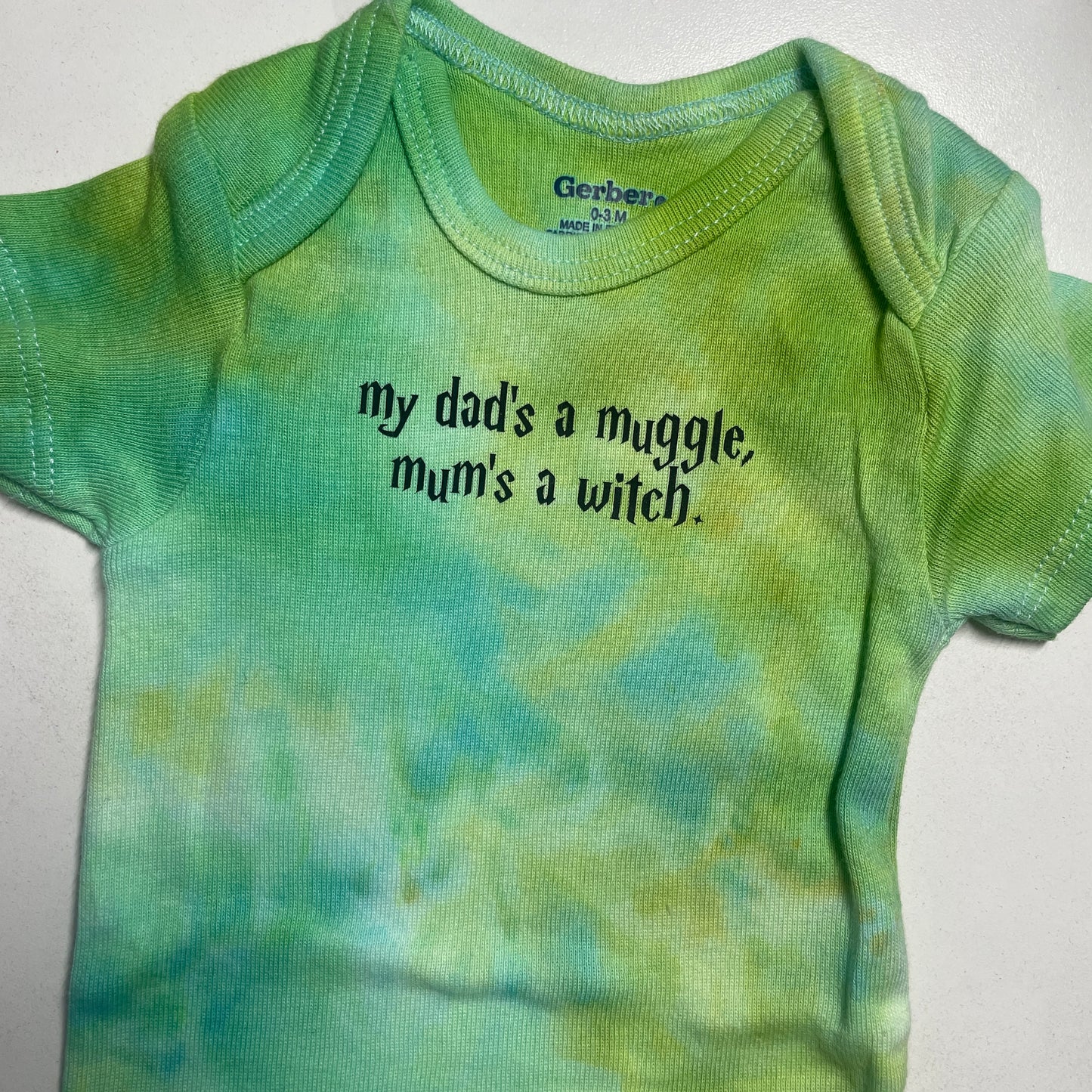 DADS AND MUMS tie dye bodysuit